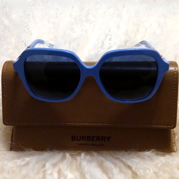 Burberry Sunglasses - Picture 1 of 6